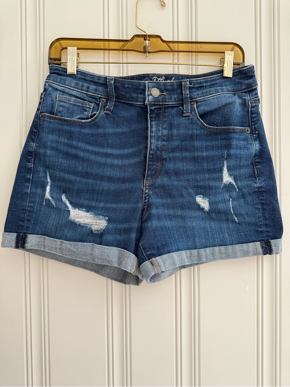 Universal Thread Medium Dark Blue Distressed Rolled Hem Jean Shorts